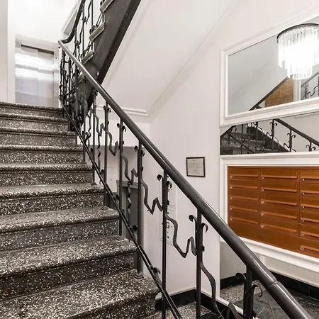 Perfect In The Old Town 5min Market Square Ac Wifi Parking Apartment